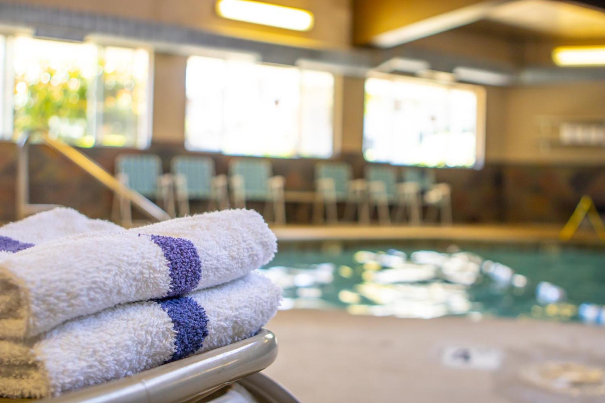Red Lion Inn & Suites Vancouver Eksteriør billede