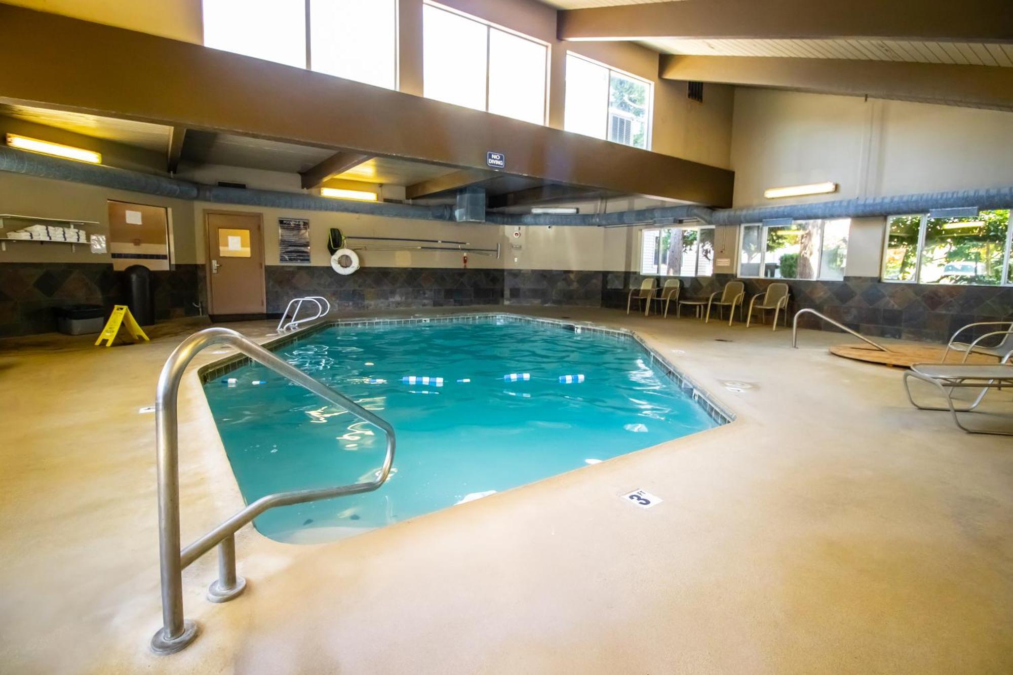 Red Lion Inn & Suites Vancouver Eksteriør billede